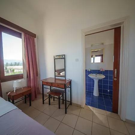 Ocean Breeze Club-villa Mare * Kato Yialia